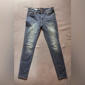Kut from the Kloth Dark Blue Skinny Jeans size 4